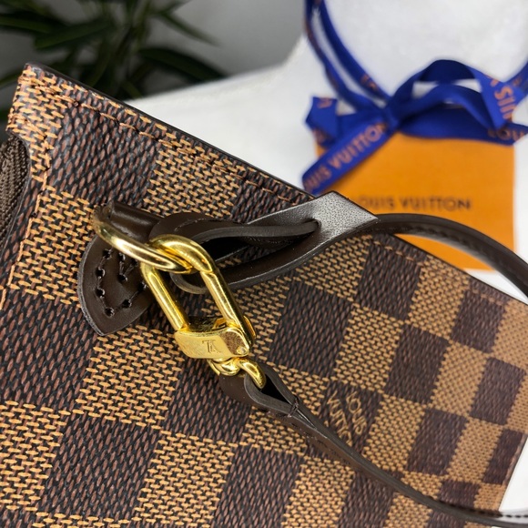 SOLD - Picture 3 of 8